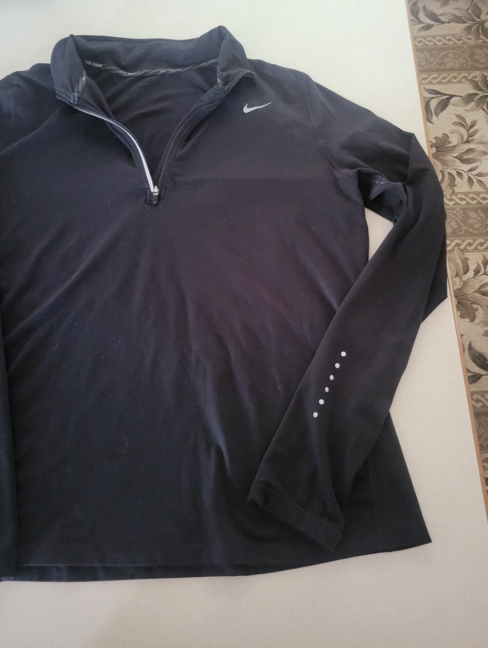 Nike Black Quarter-Zip Performance Long-Sleeve Shirt - Picture 4 of 7